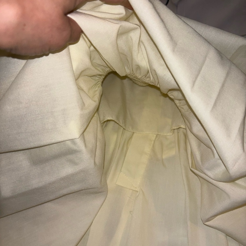 Elegant Girls' Pale Yellow Formal Dress with Smocked Bodice Heirloom Quality NWT - Picture 14 of 17